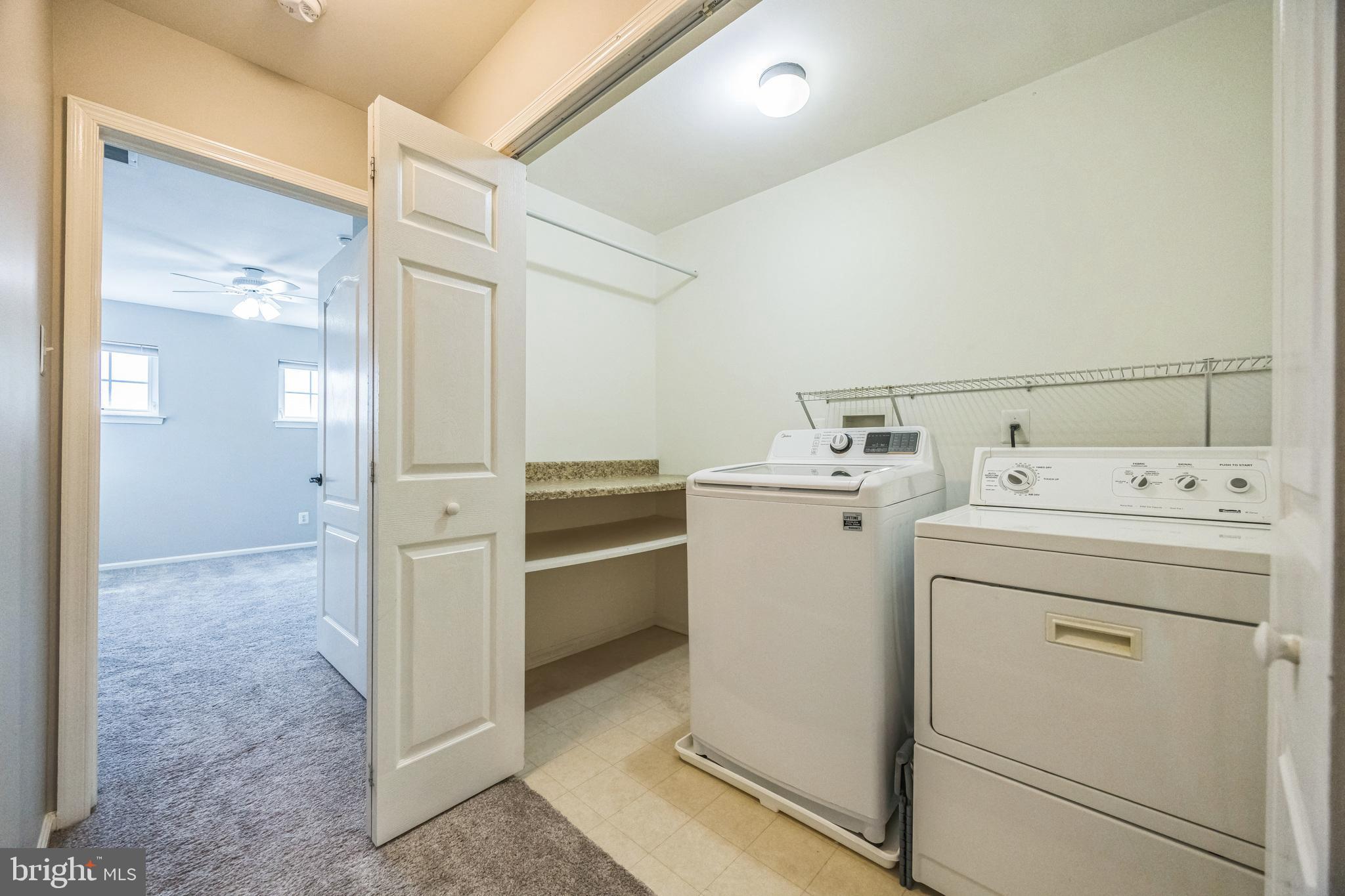 46 STERN LIGHT DRIVE