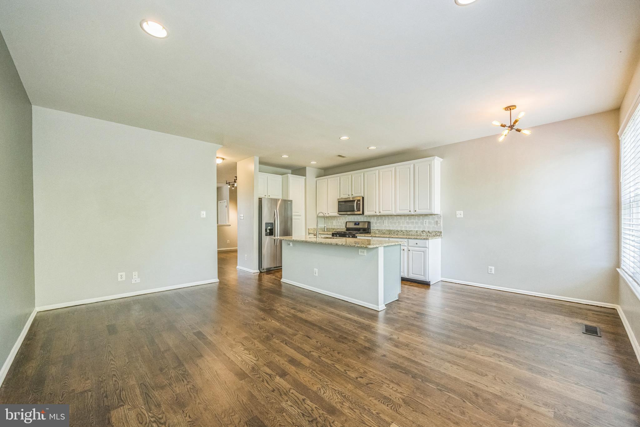 46 STERN LIGHT DRIVE