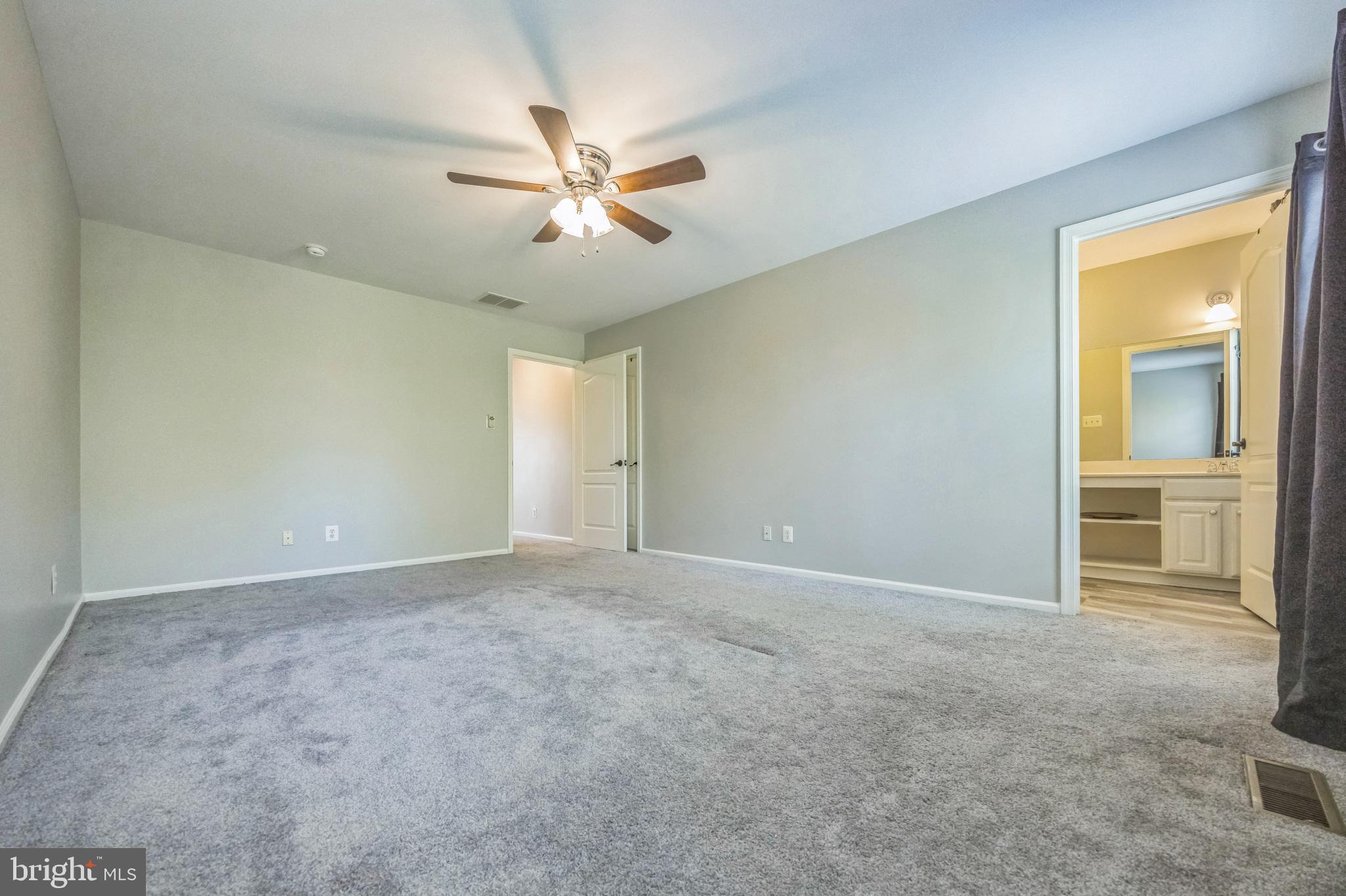 46 STERN LIGHT DRIVE