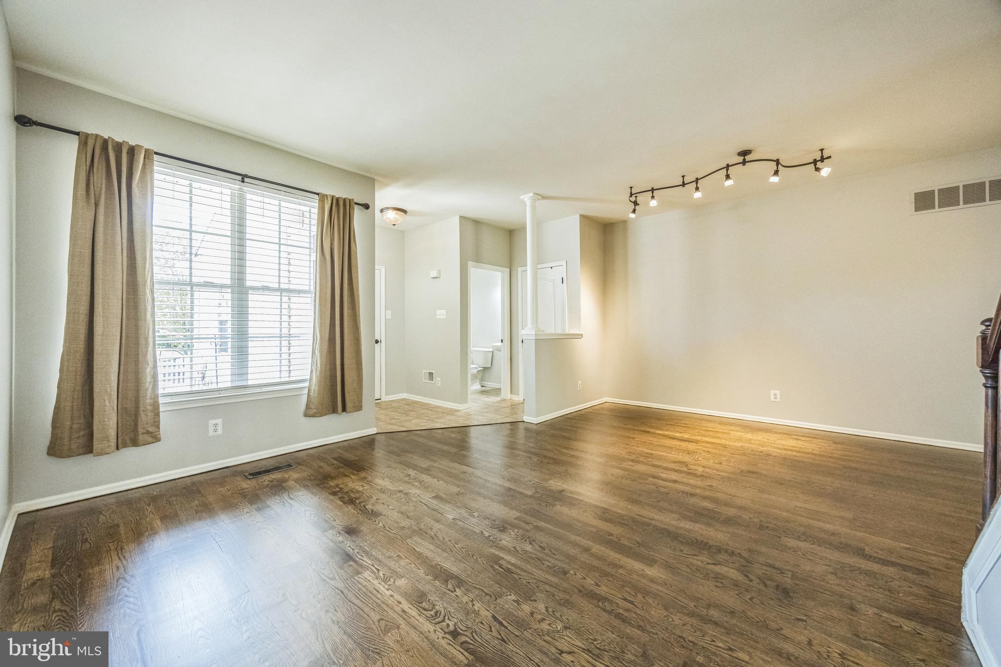 46 STERN LIGHT DRIVE