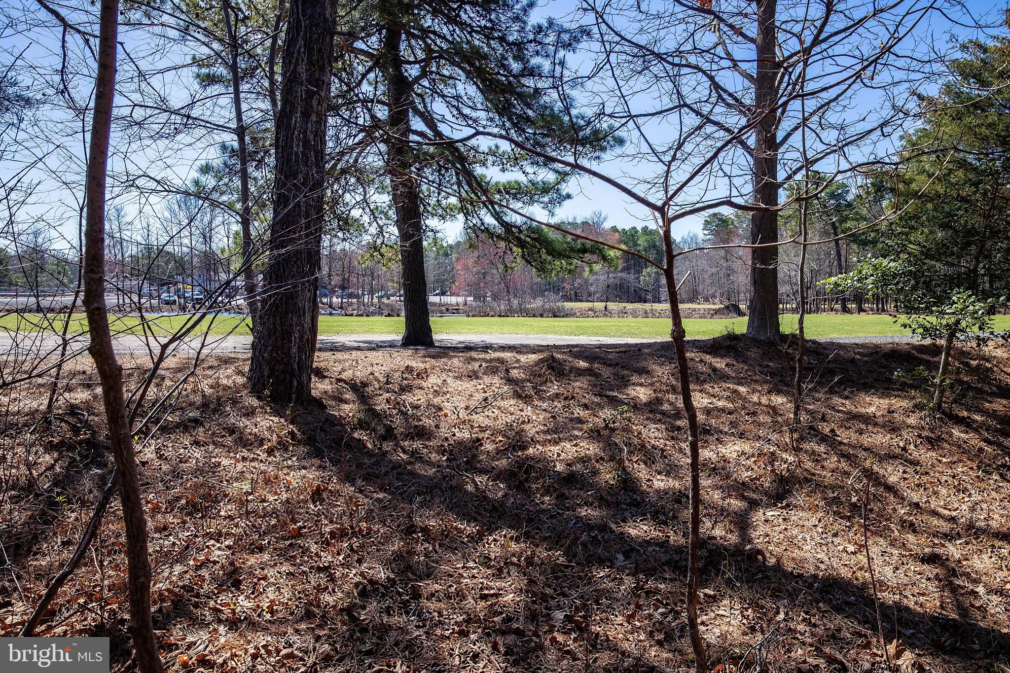 21 FAIRWAY COURT