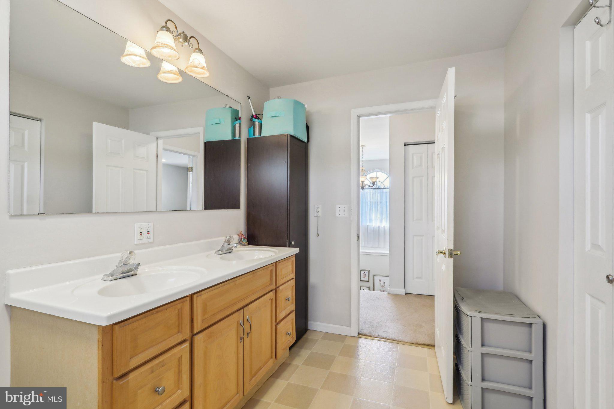 53 Marlborough Ave