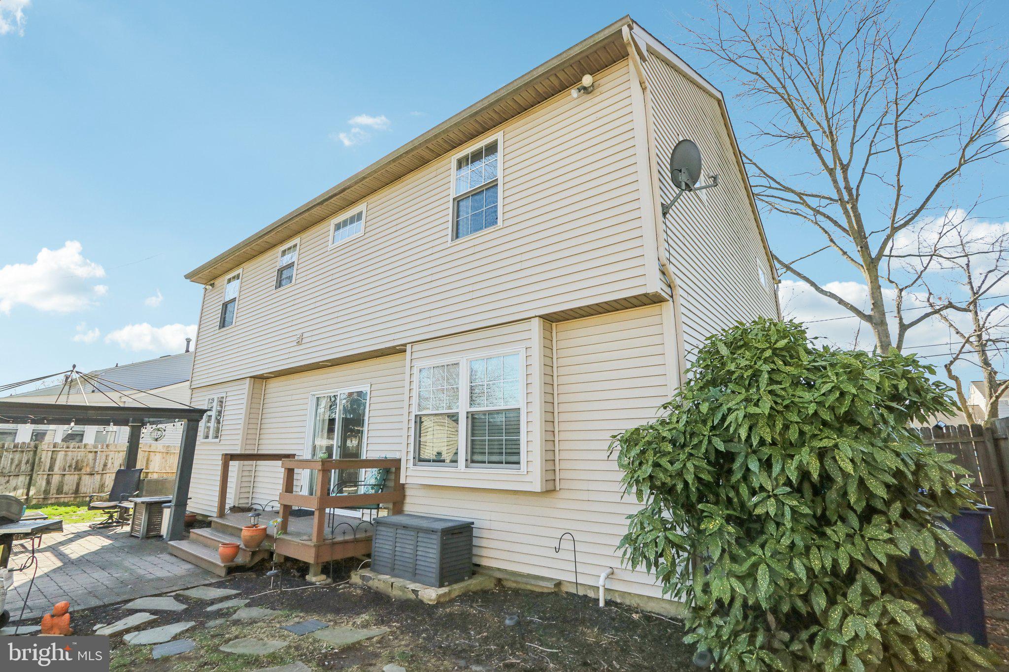 53 Marlborough Ave