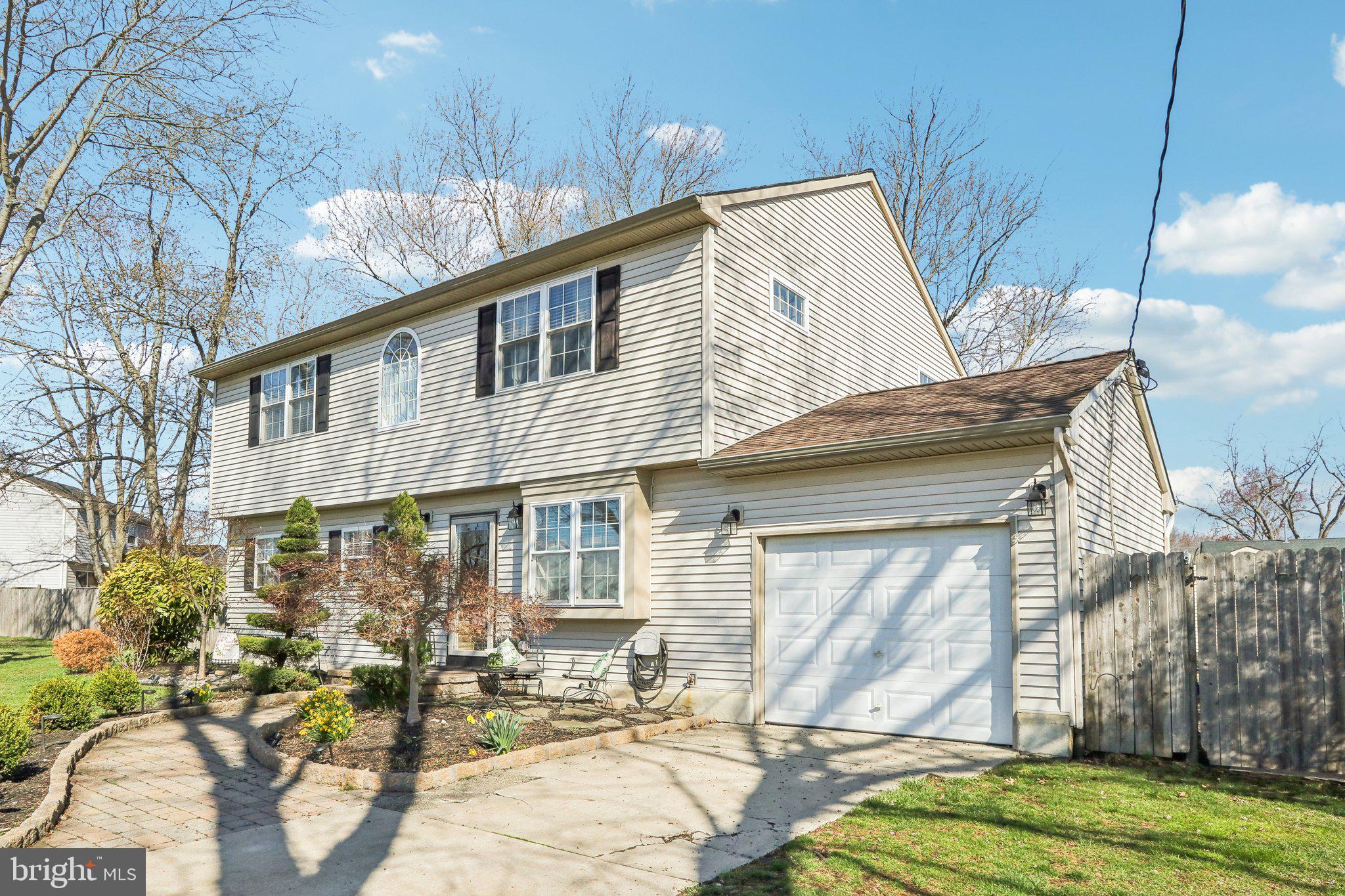 53 Marlborough Ave