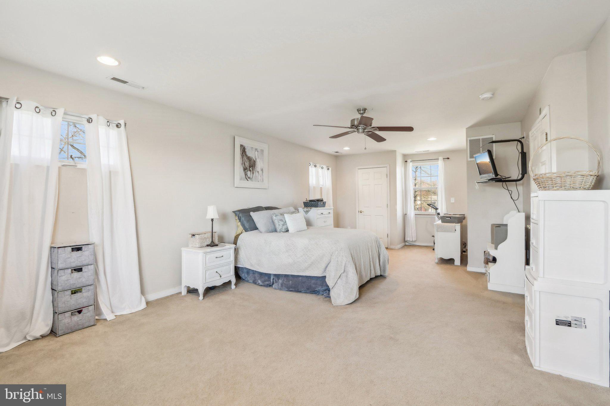 53 Marlborough Ave