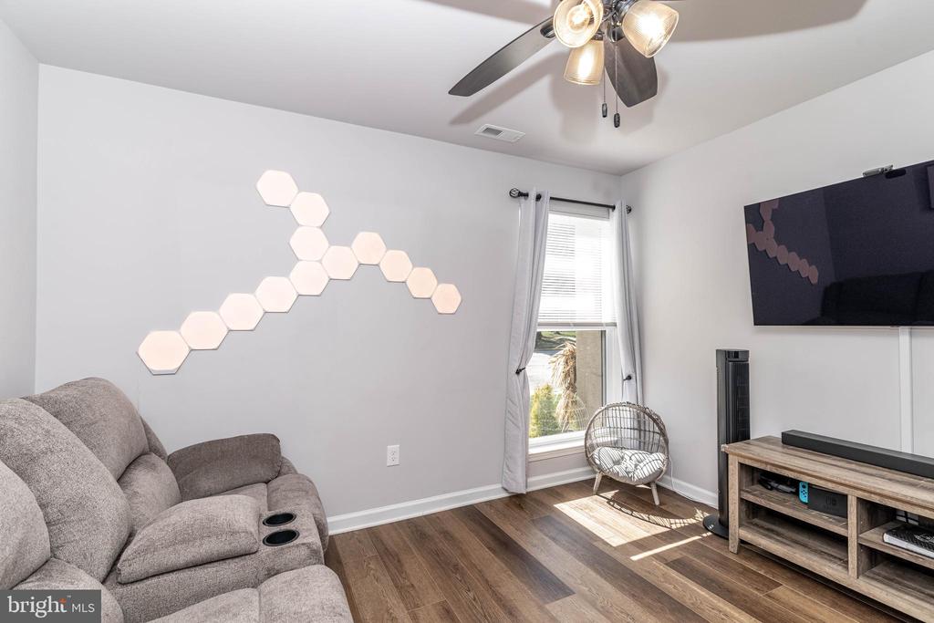 45 VIBURNUM LN