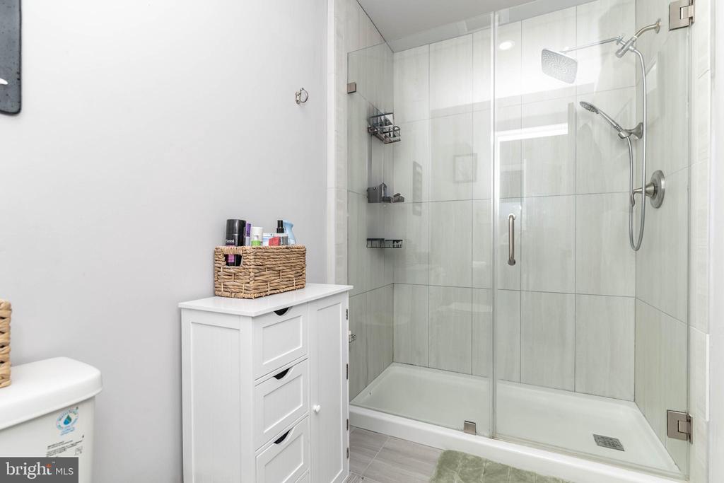45 VIBURNUM LN