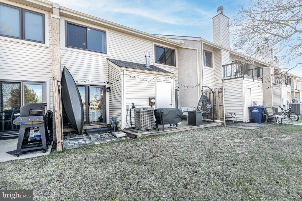 45 VIBURNUM LN