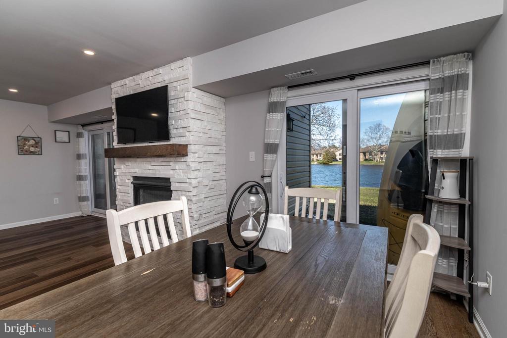 45 VIBURNUM LN