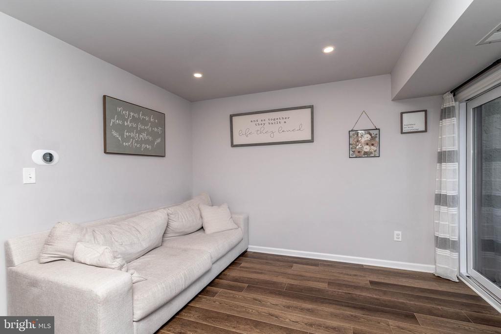 45 VIBURNUM LN