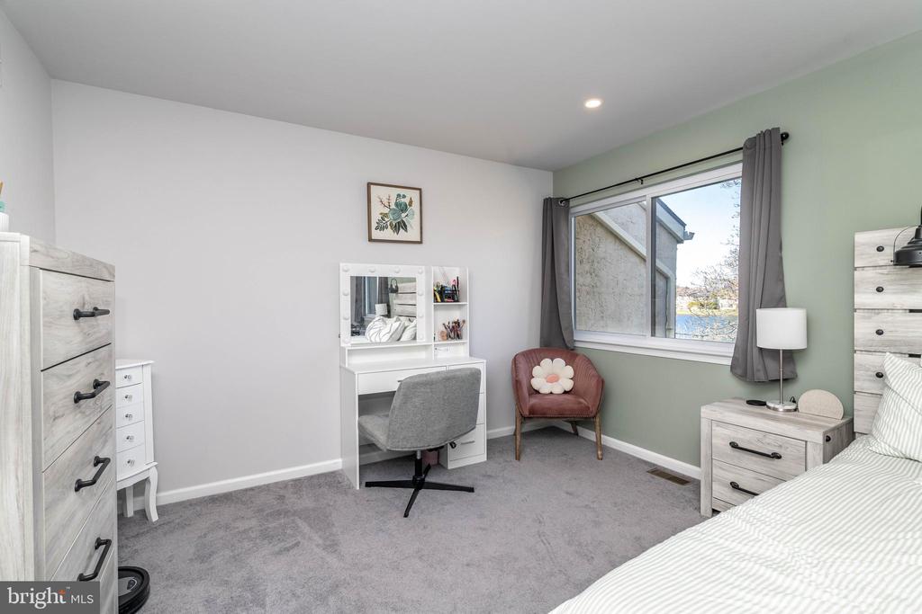 45 VIBURNUM LN