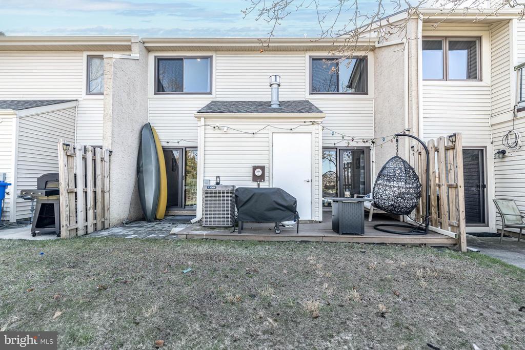 45 VIBURNUM LN