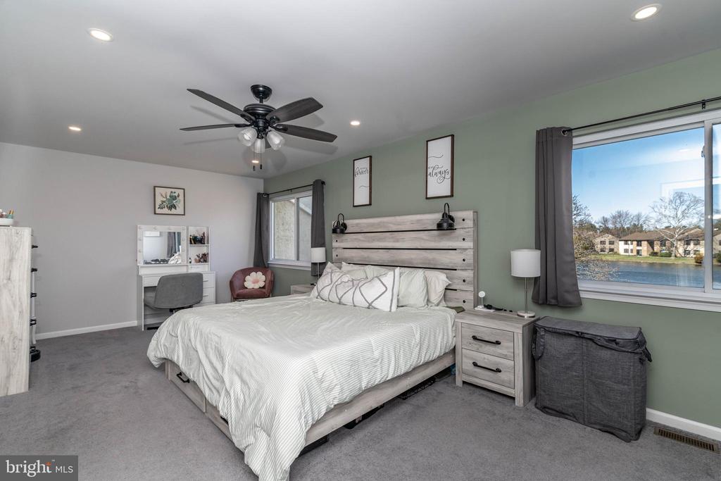 45 VIBURNUM LN