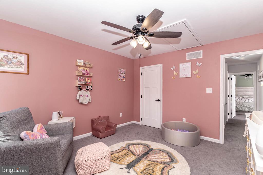 45 VIBURNUM LN