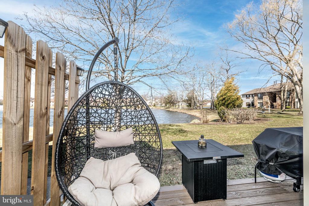 45 VIBURNUM LN