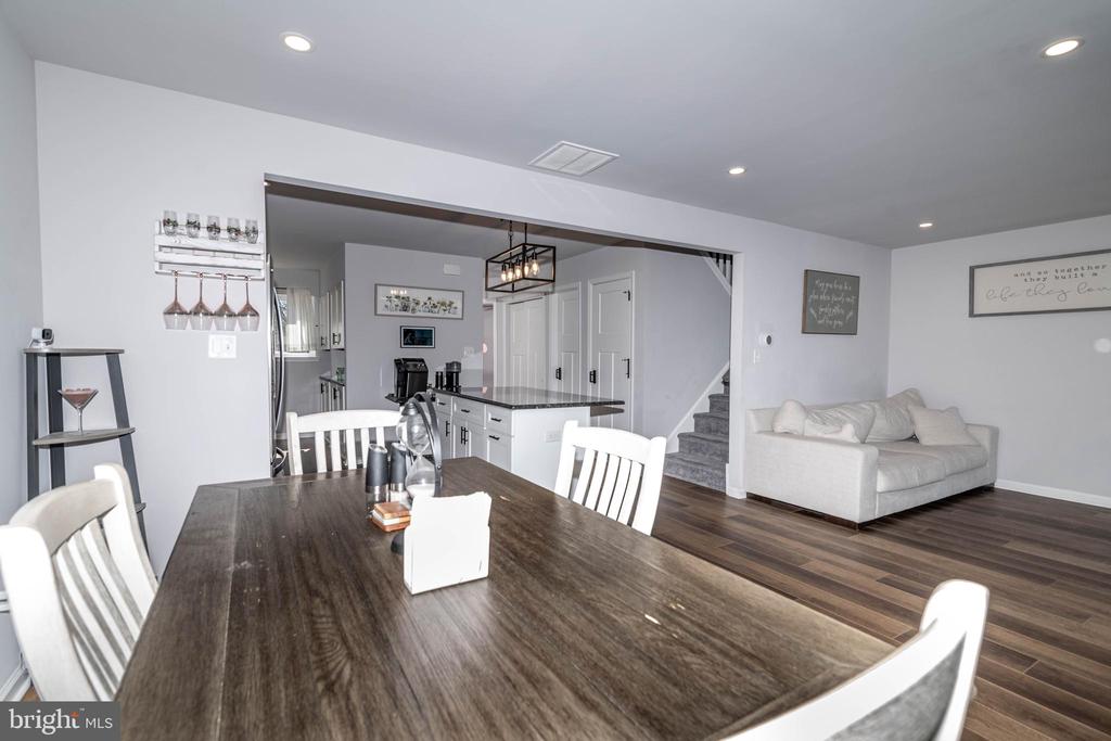 45 VIBURNUM LN