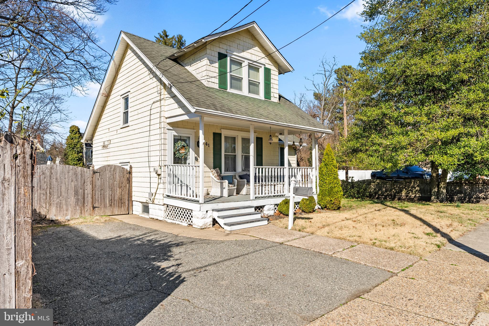 41 Pine St