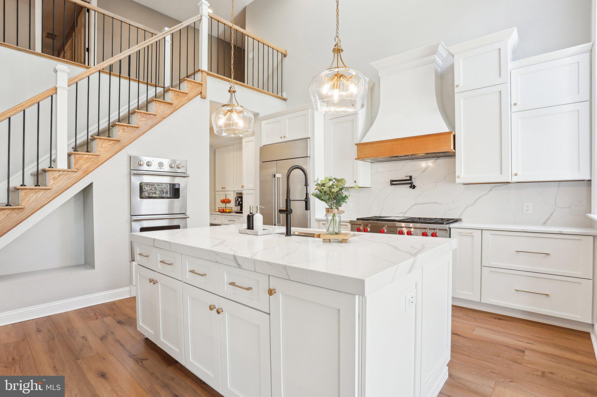 16 High Point Dr