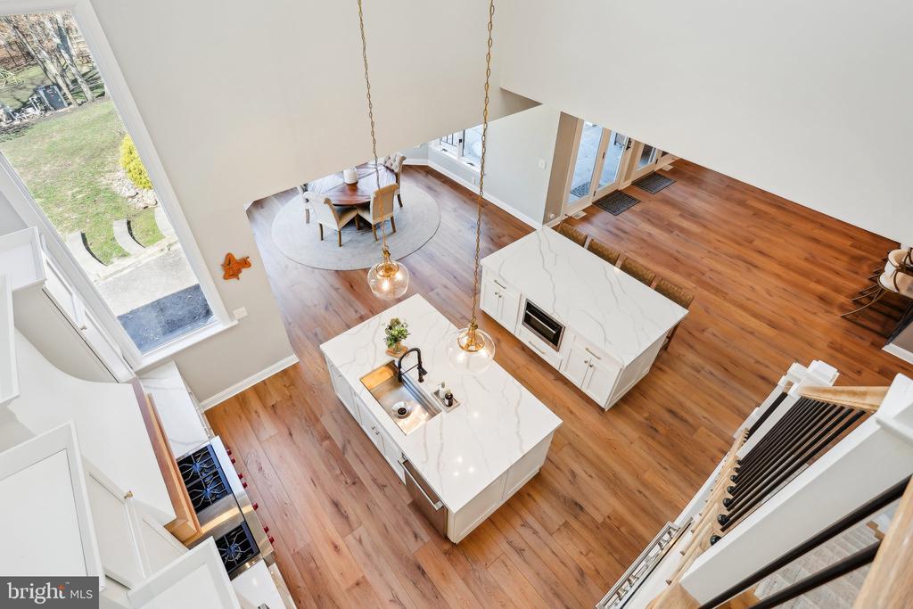 16 High Point Dr
