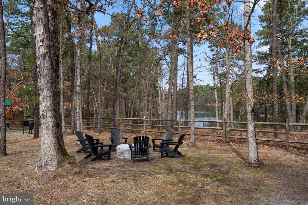 16 High Point Dr