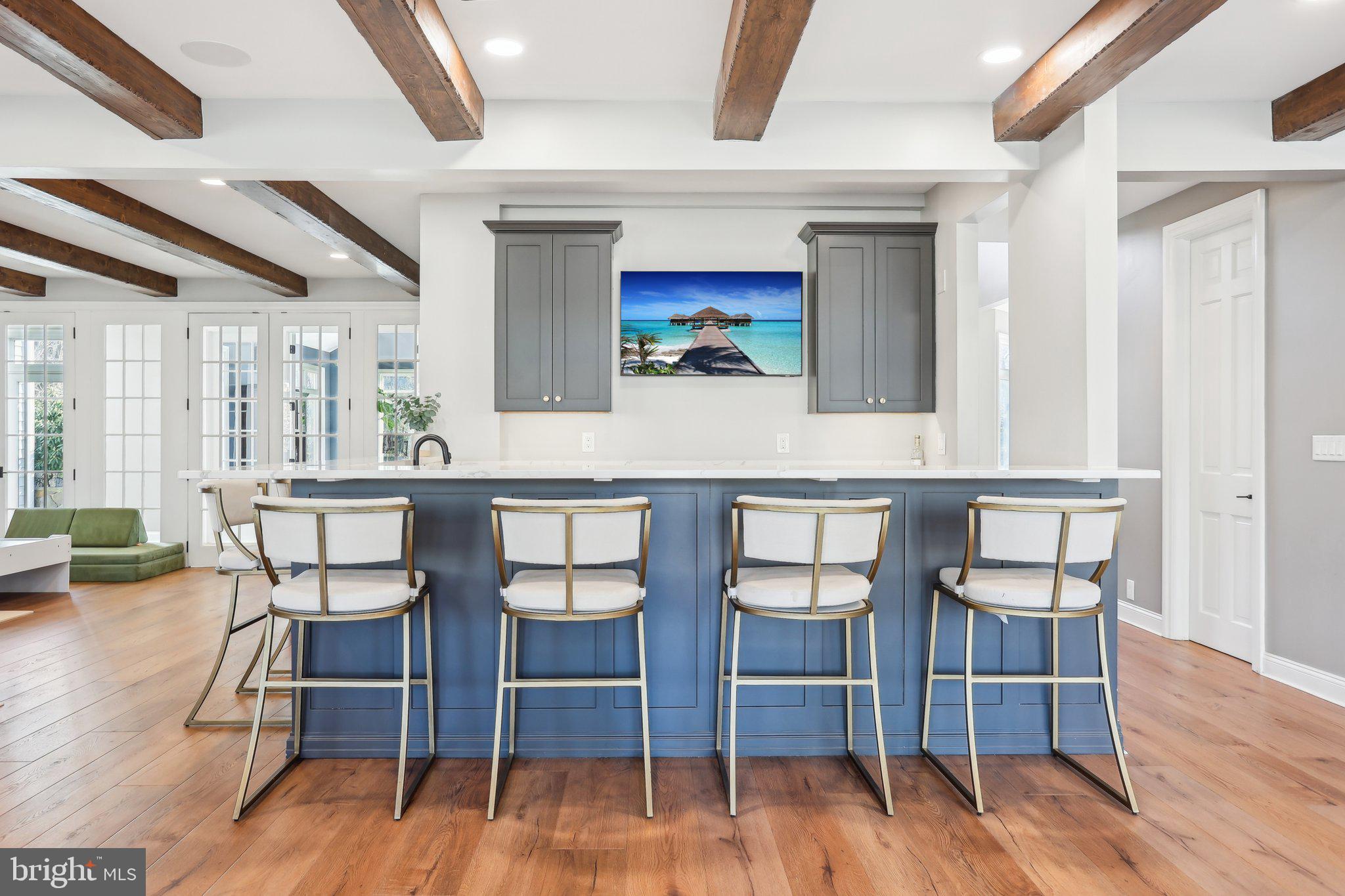 16 High Point Dr