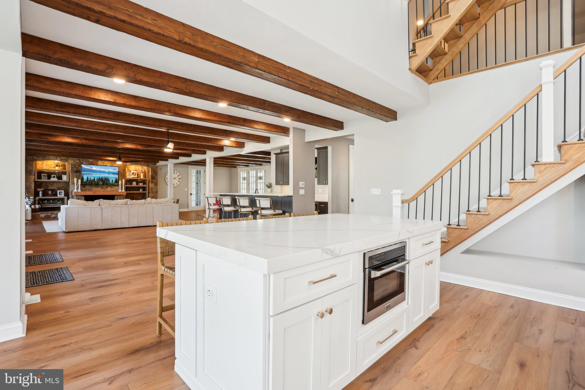 16 High Point Dr