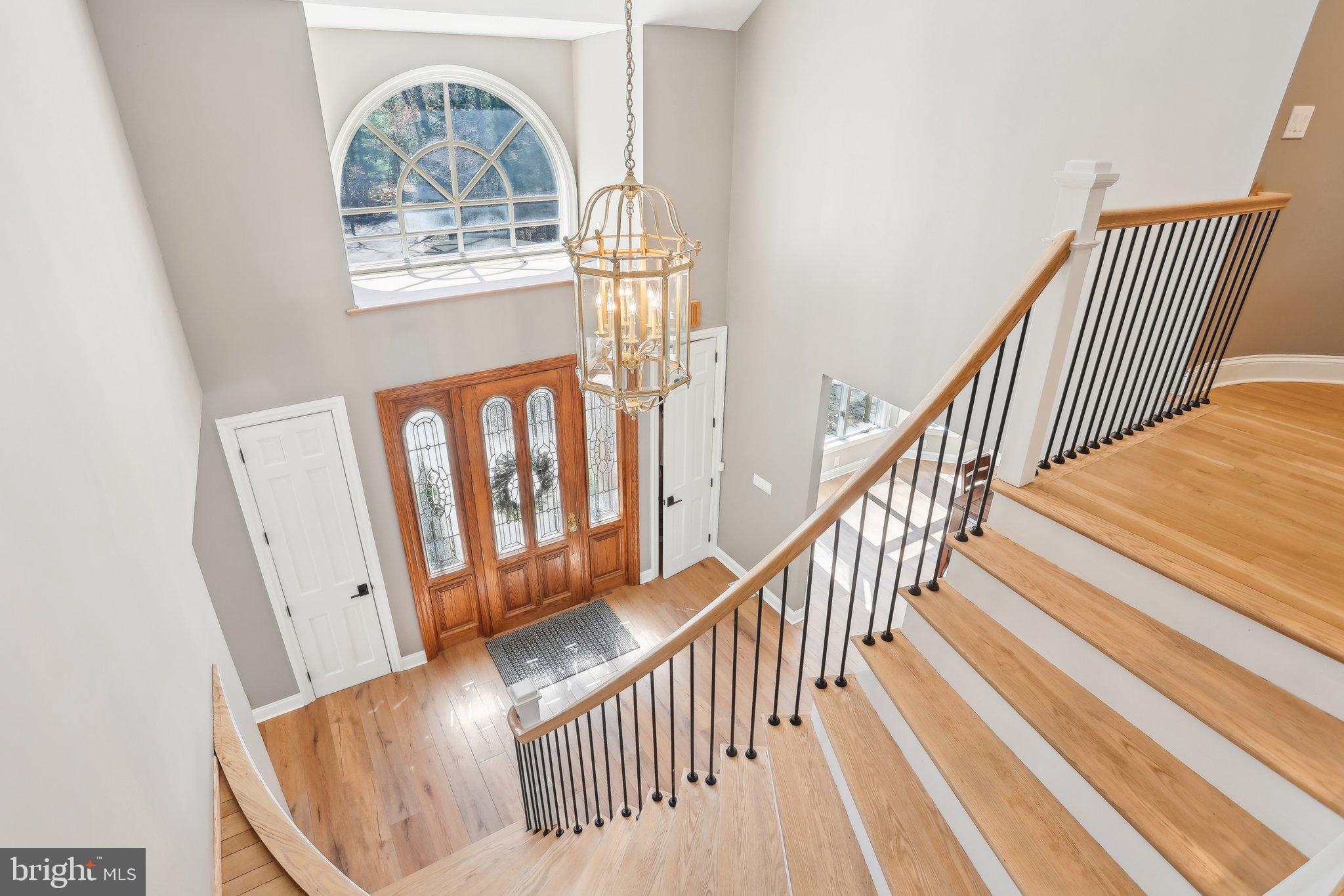 16 High Point Dr