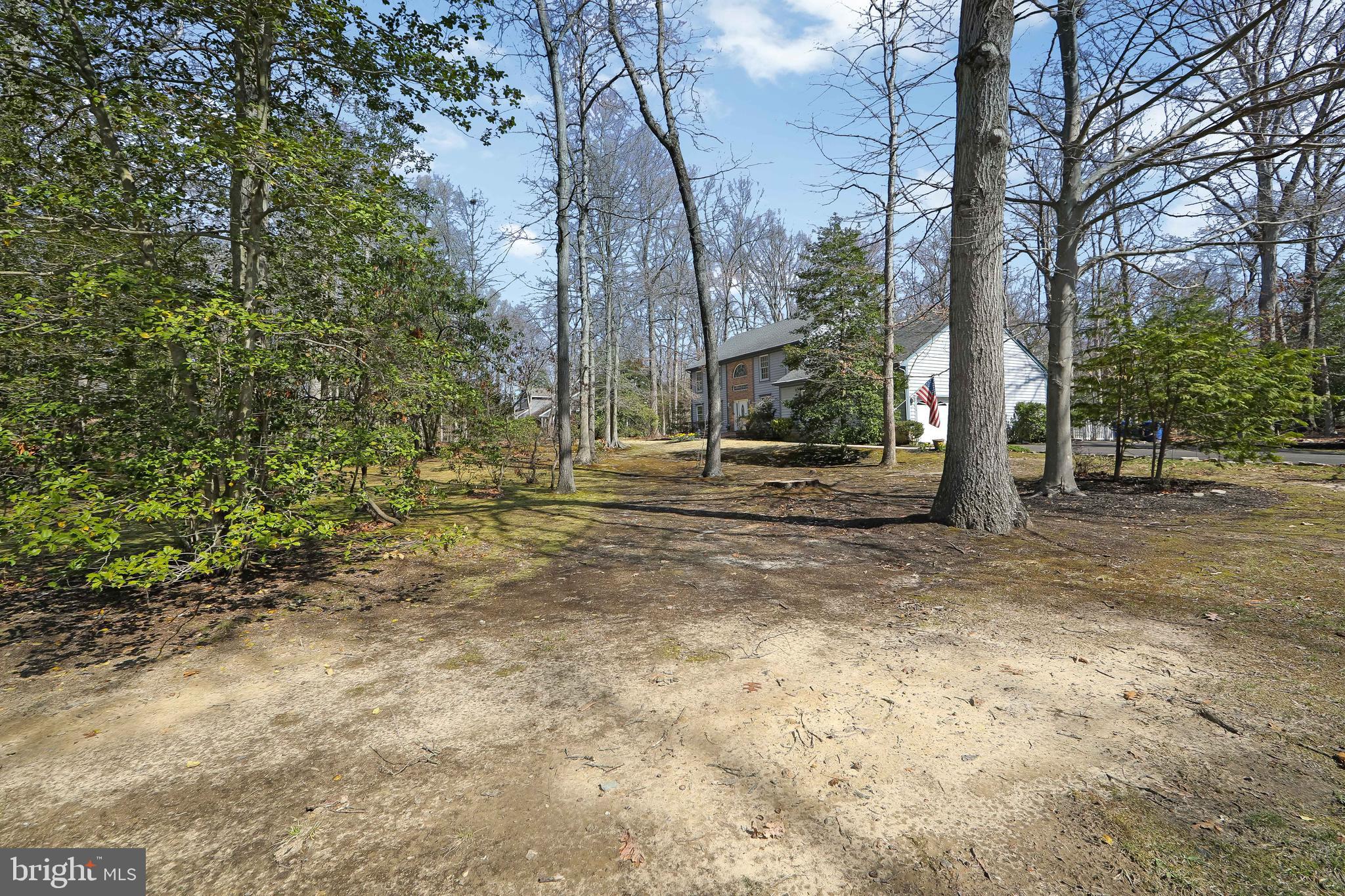 10 OAK TREE COURT