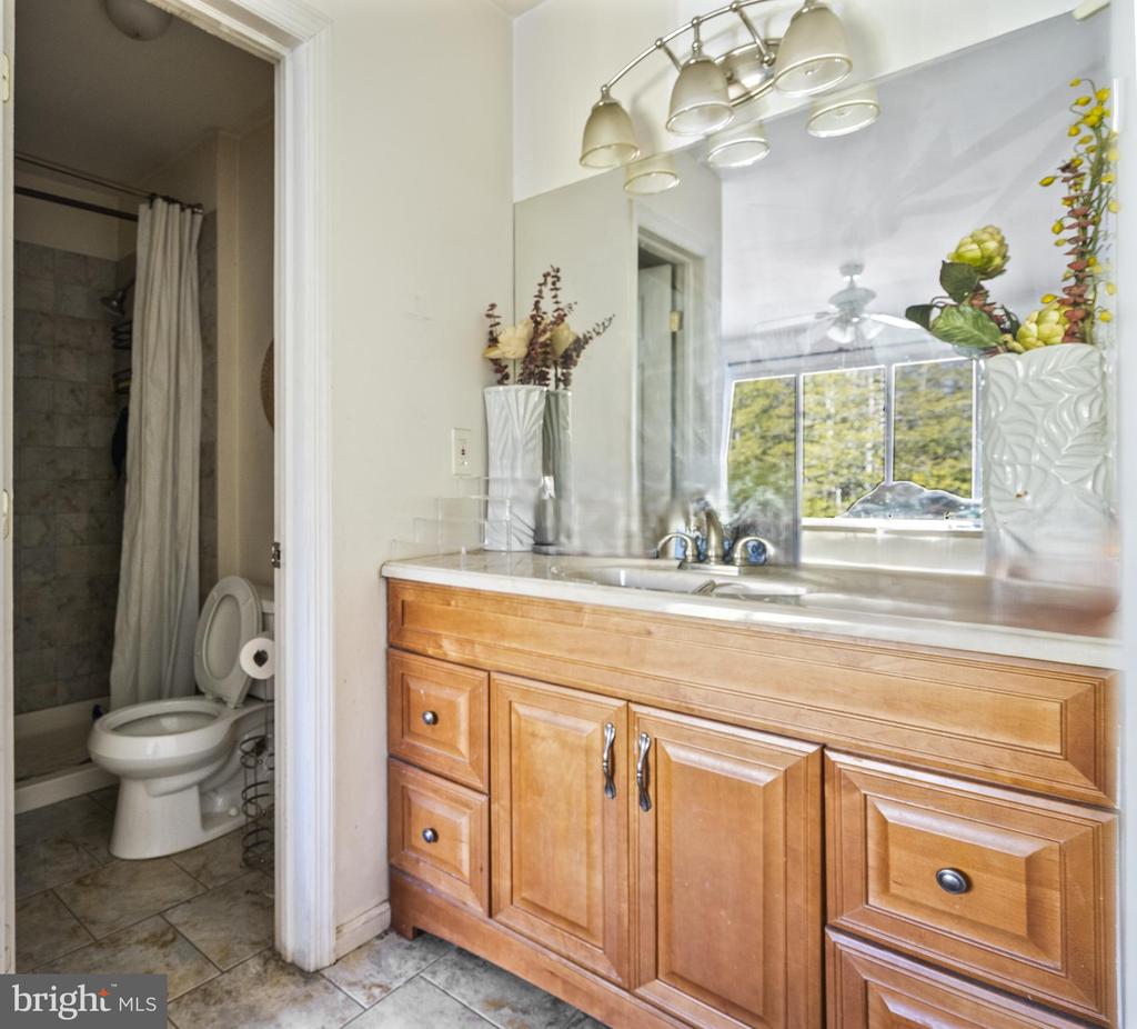 29 Sycamore Ct