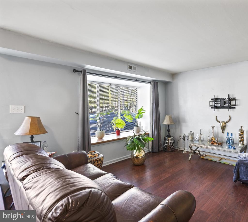 29 Sycamore Ct