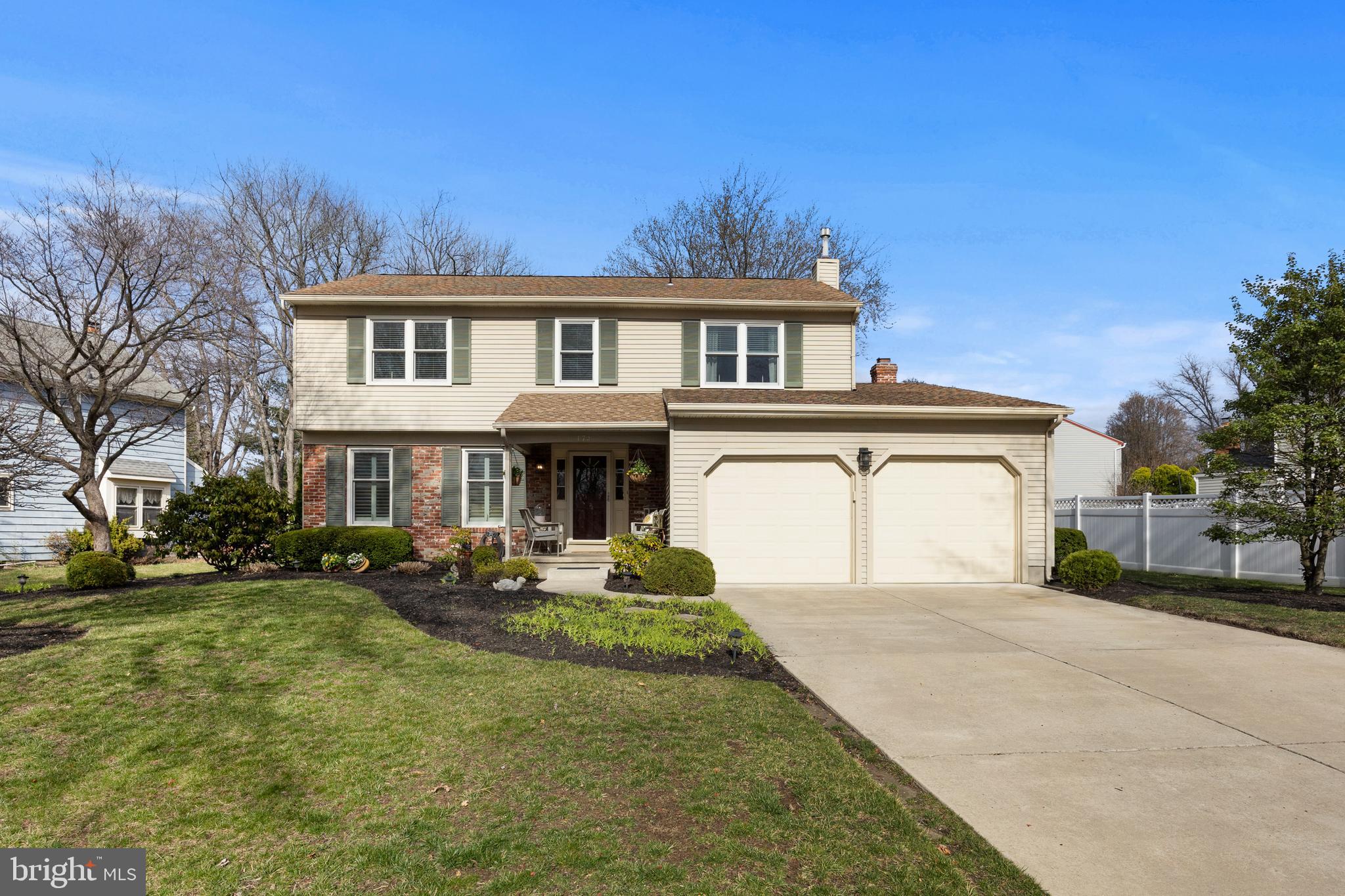 172 Meadow Ln