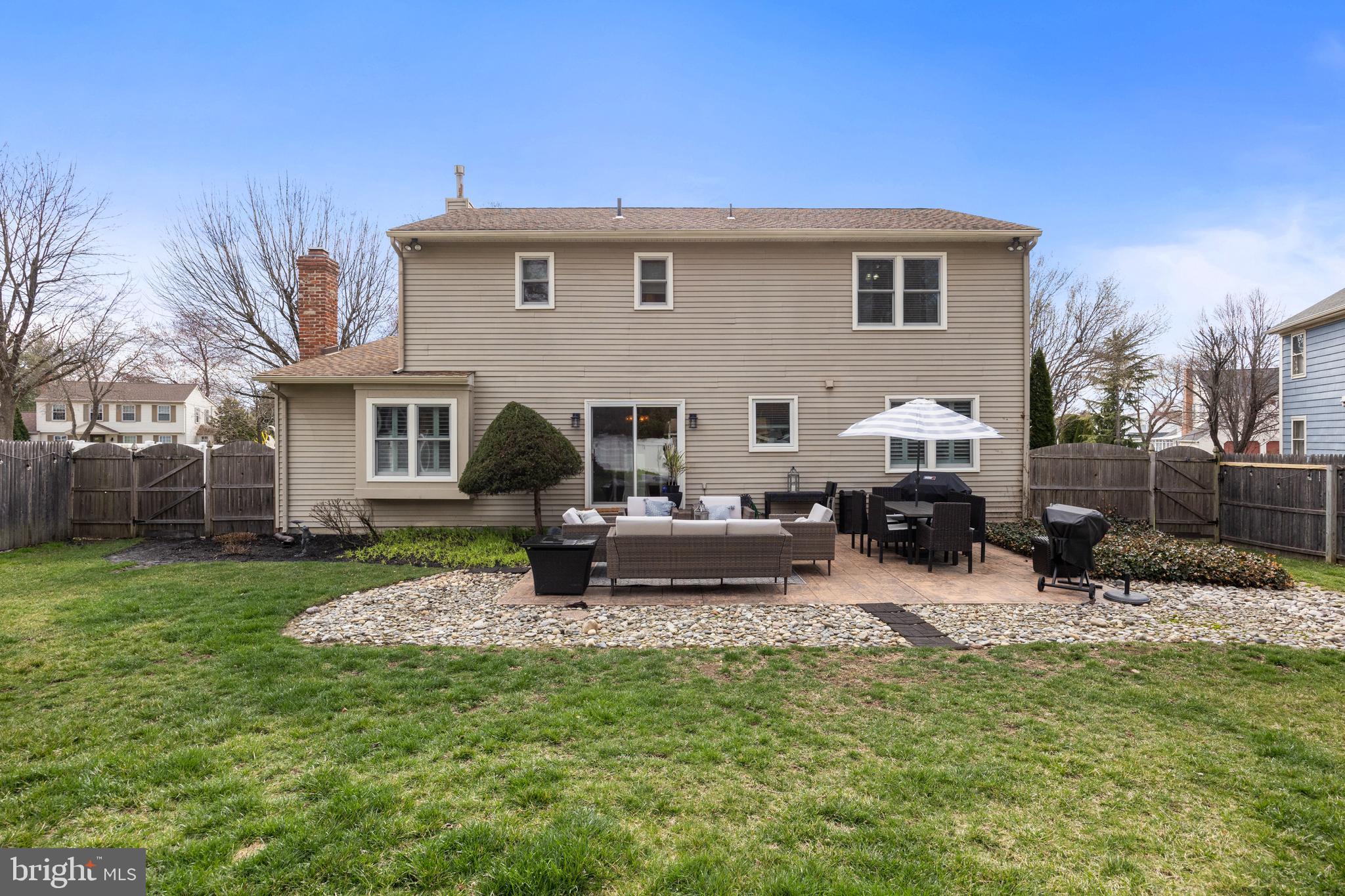 172 Meadow Ln