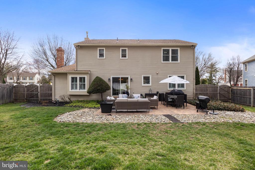 172 Meadow Ln