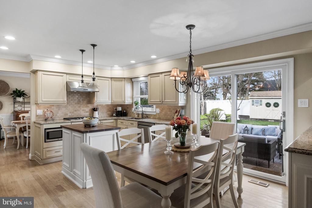 172 Meadow Ln