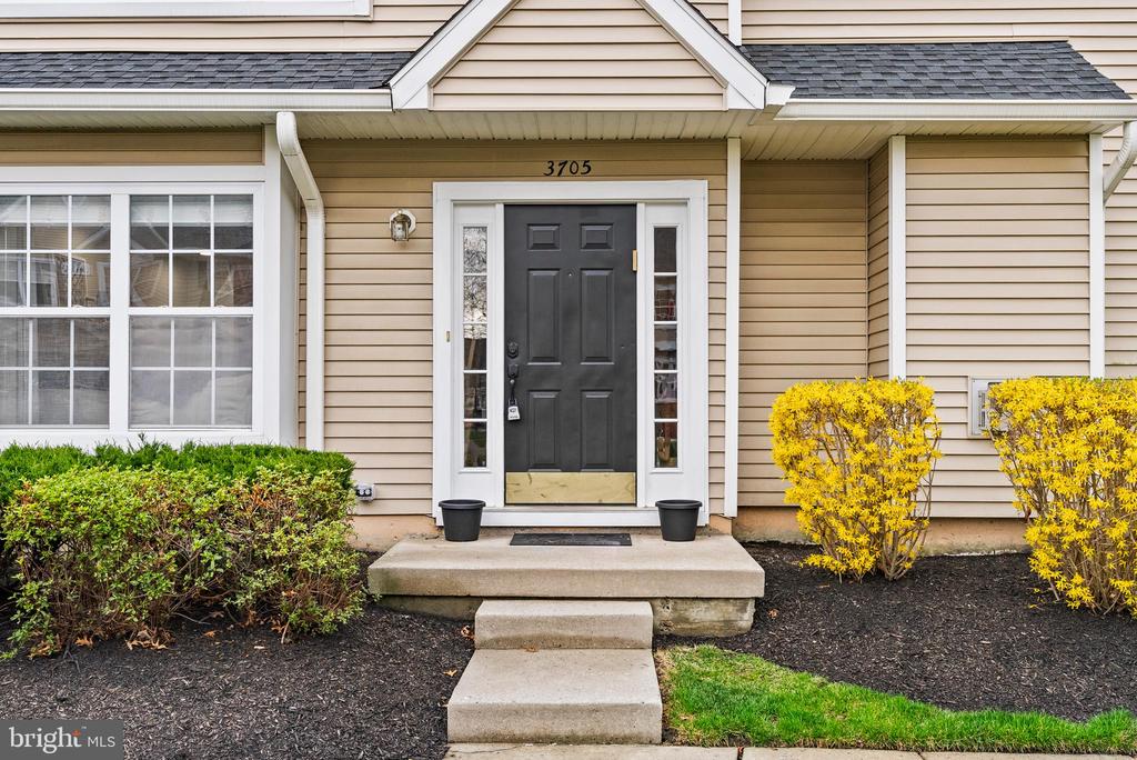 3705 Buxmont Rd