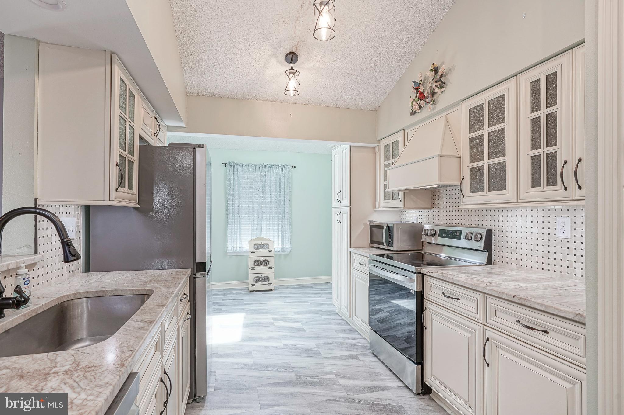 168 GREENBROOK DRIVE