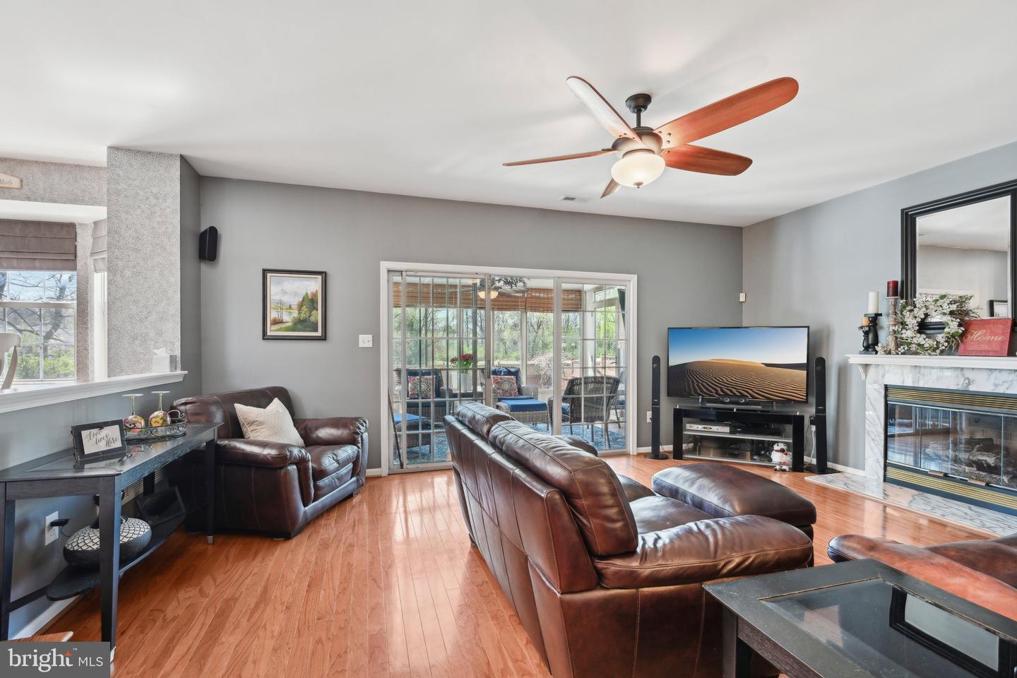 2 Parkdale Pl