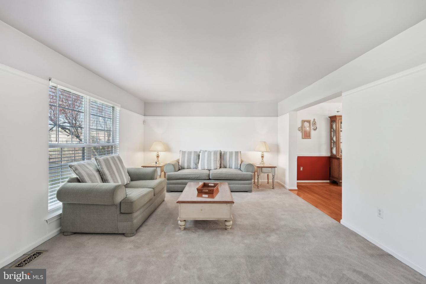 2 Parkdale Pl