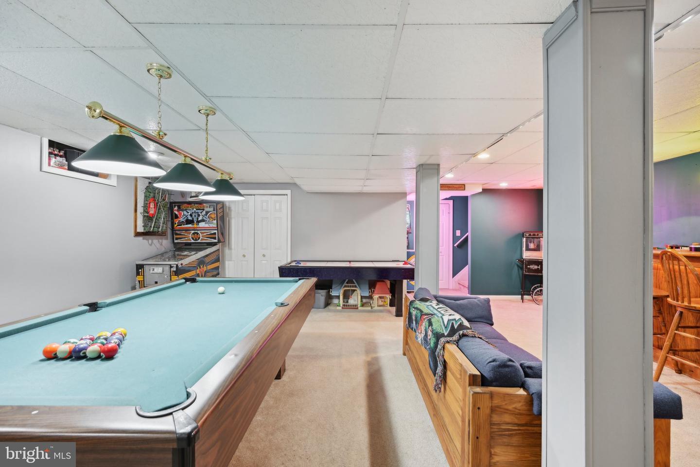 2 Parkdale Pl