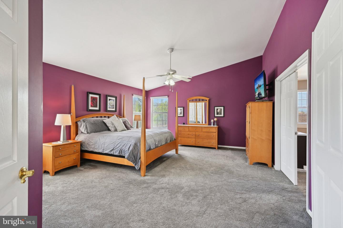 2 Parkdale Pl
