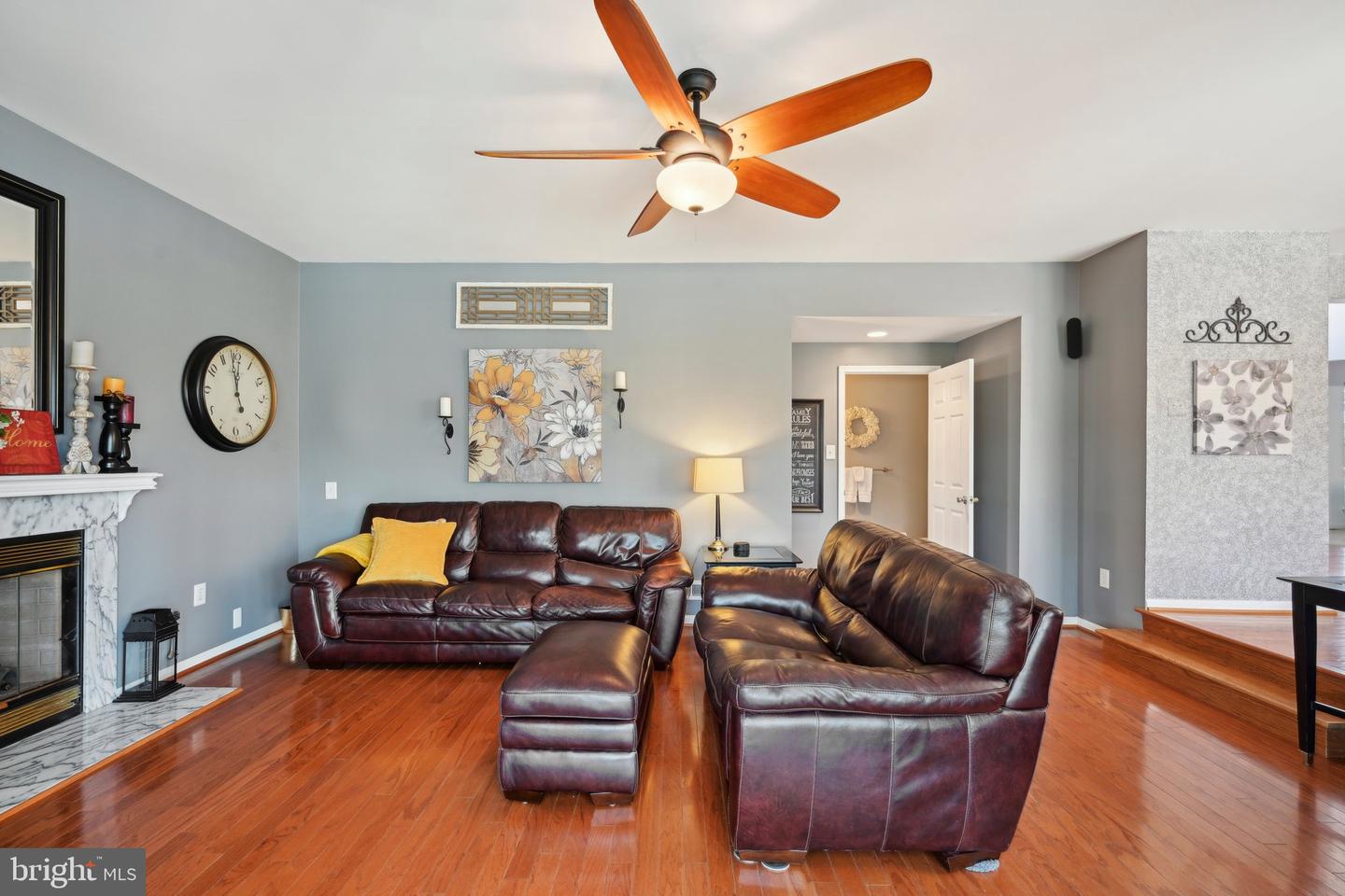 2 Parkdale Pl