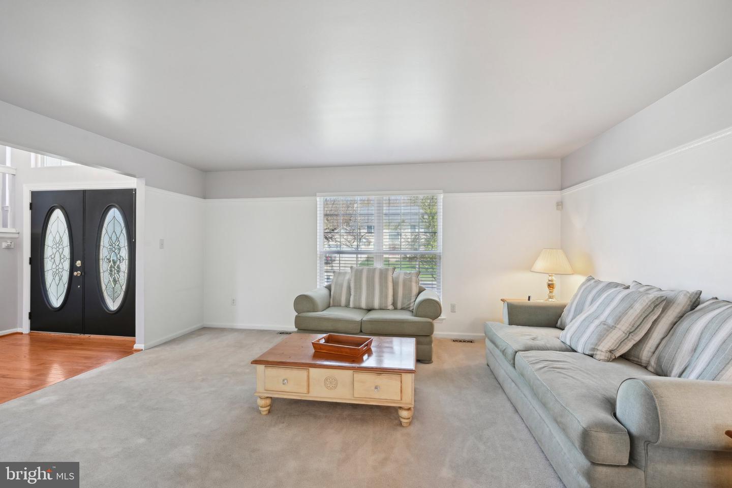2 Parkdale Pl