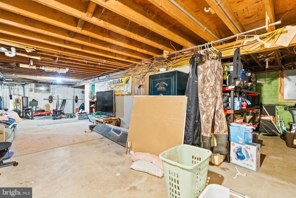 206 E Upper Park Rd