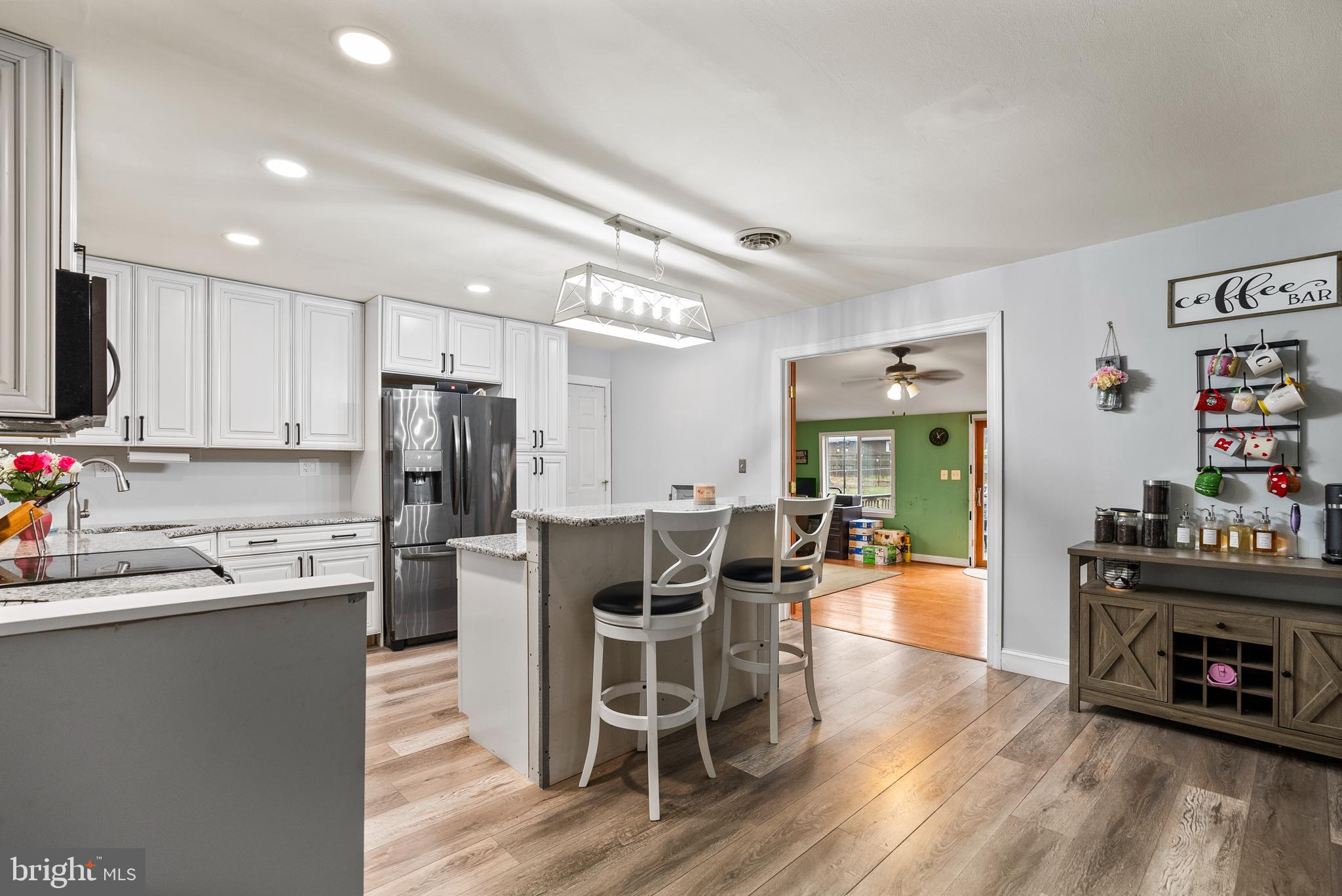 206 E Upper Park Rd