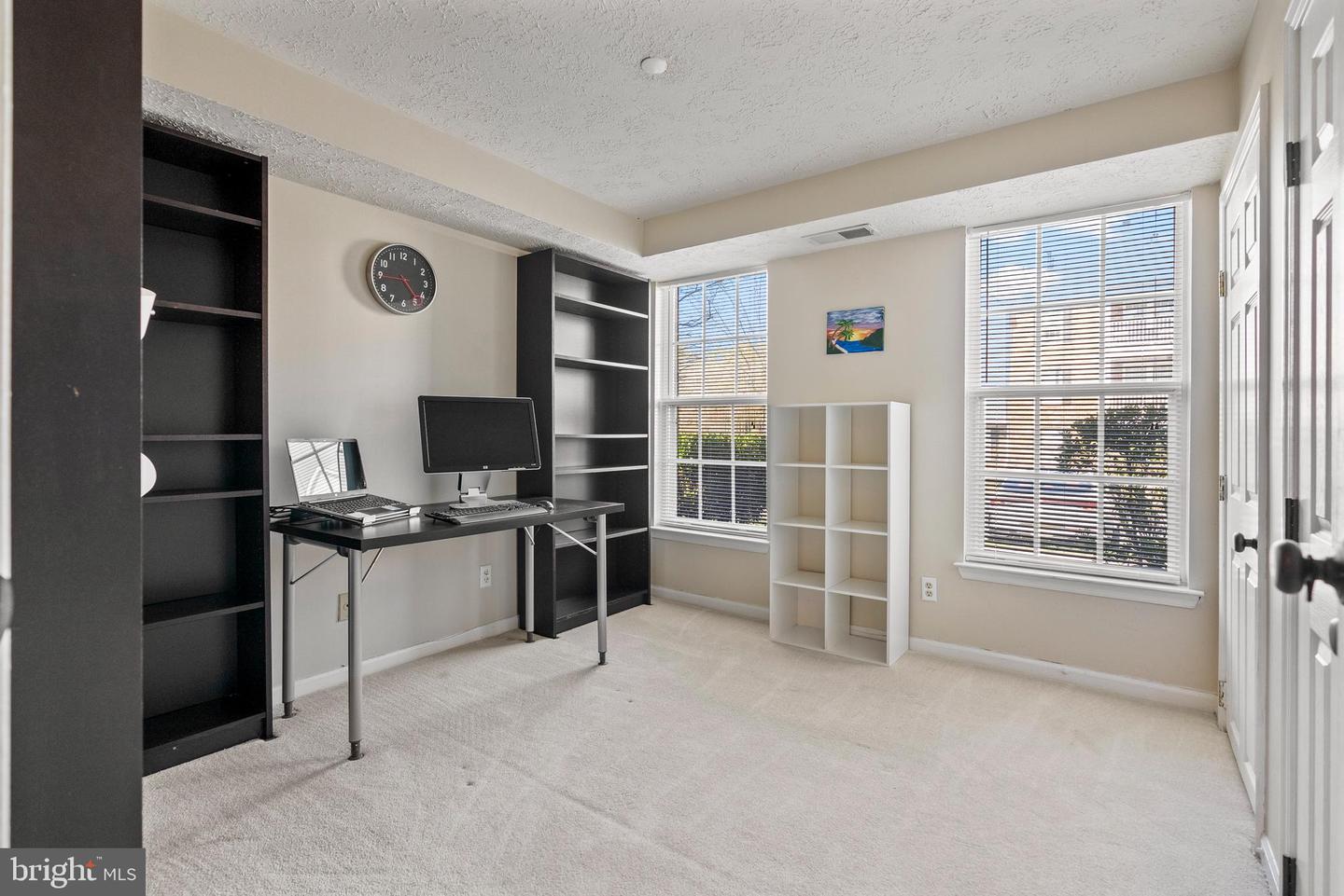 86 Eldon Way