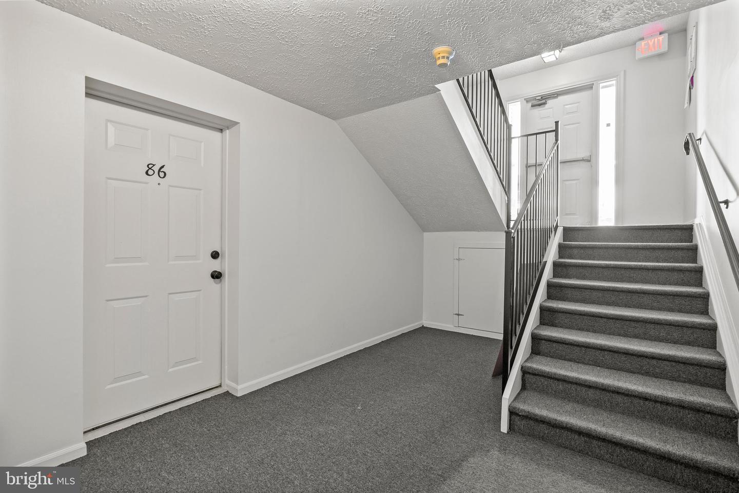 86 Eldon Way