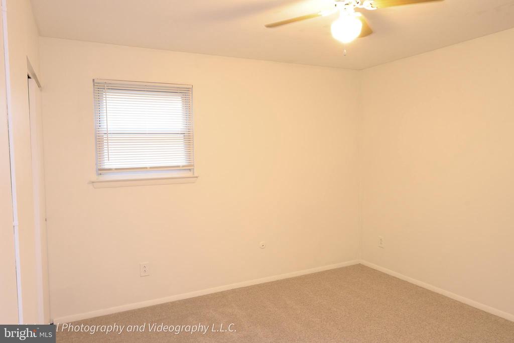 26 WOODSIDE DRIVE