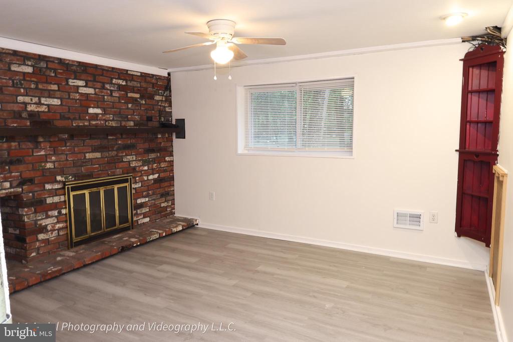26 WOODSIDE DRIVE