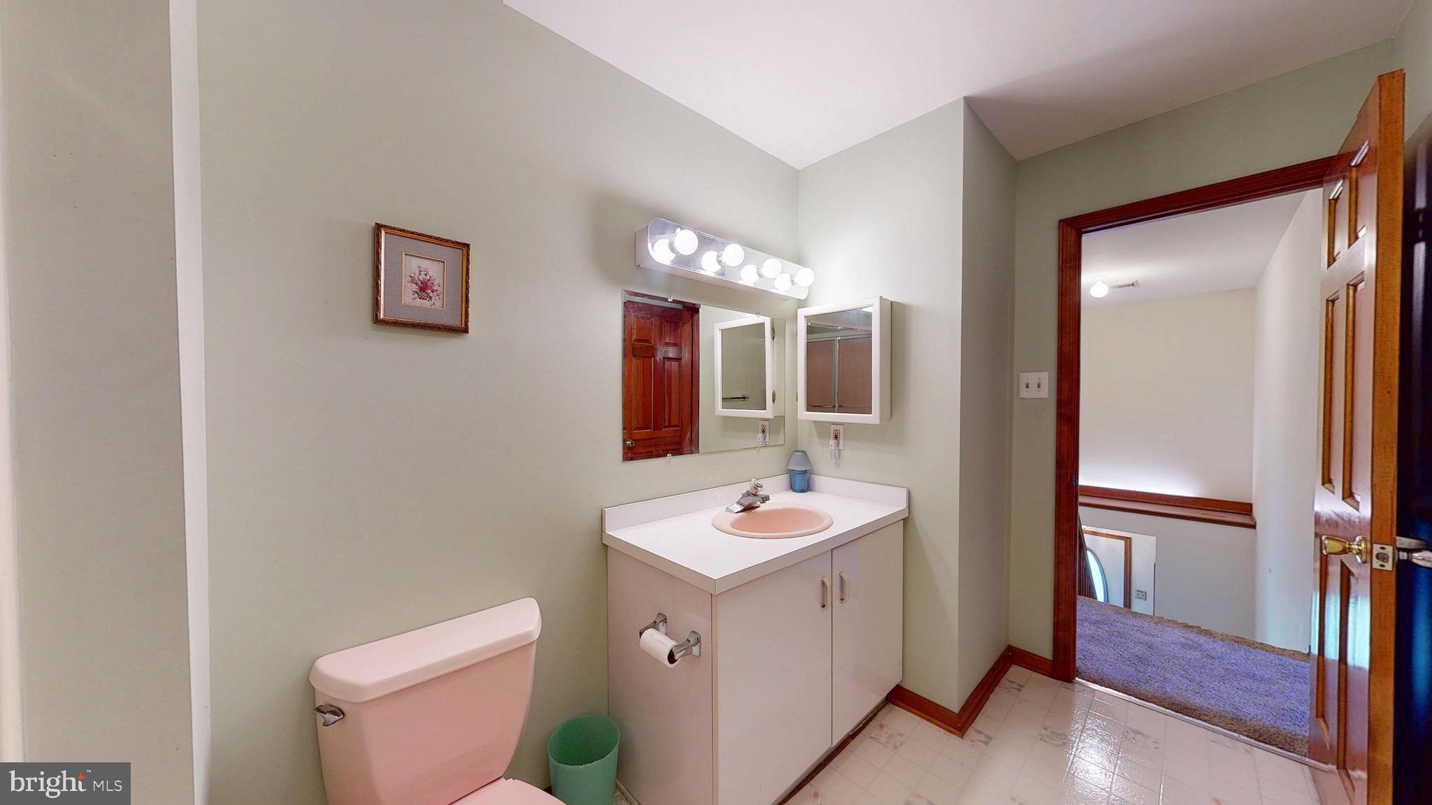 2276 MARLTON PIKE