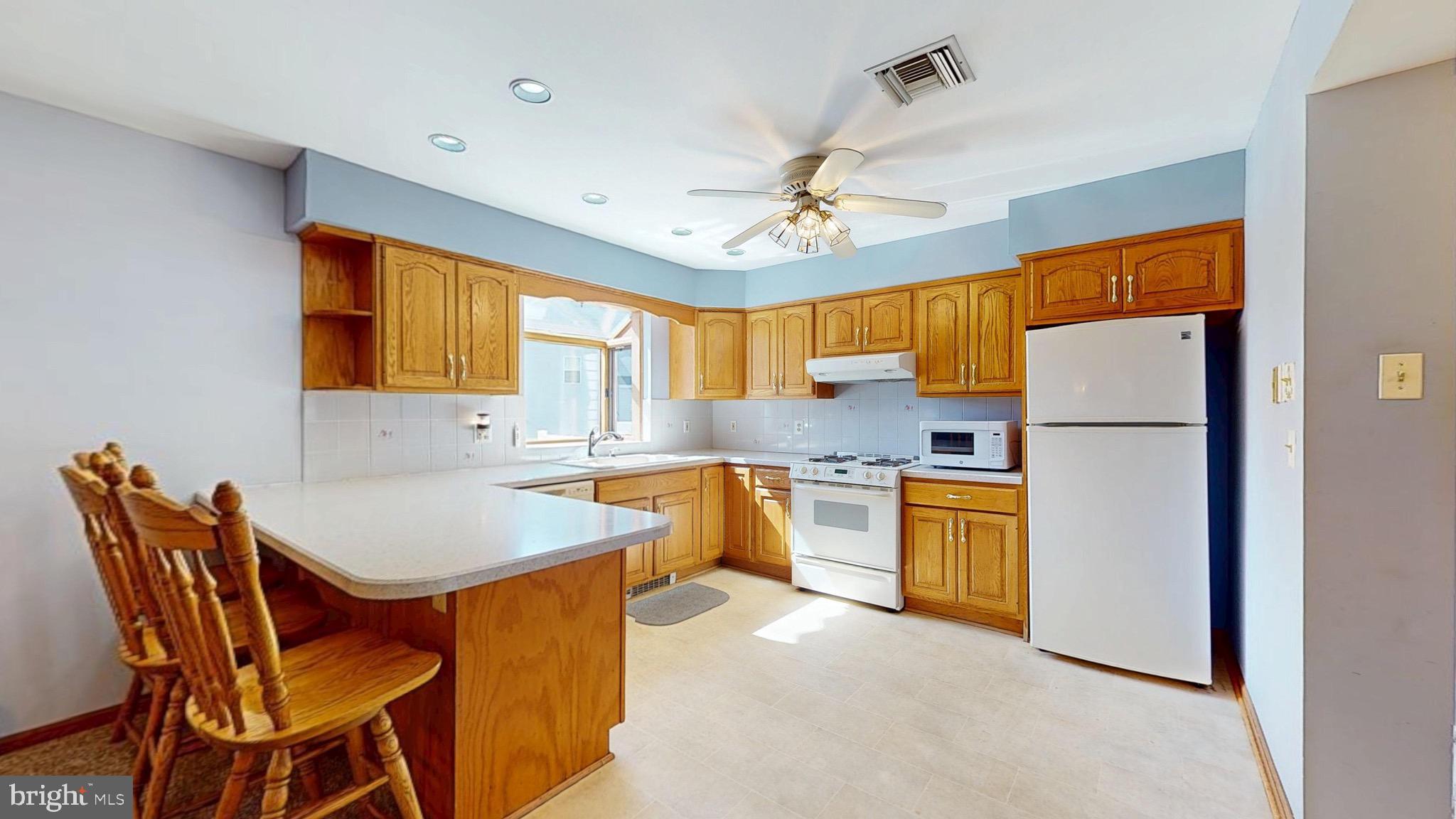 2276 MARLTON PIKE